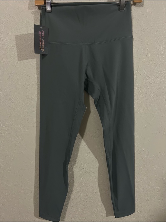 Peachy Athletic Pants - NWT Peachy size Medium High-Waist Dark Gray Active Leggings